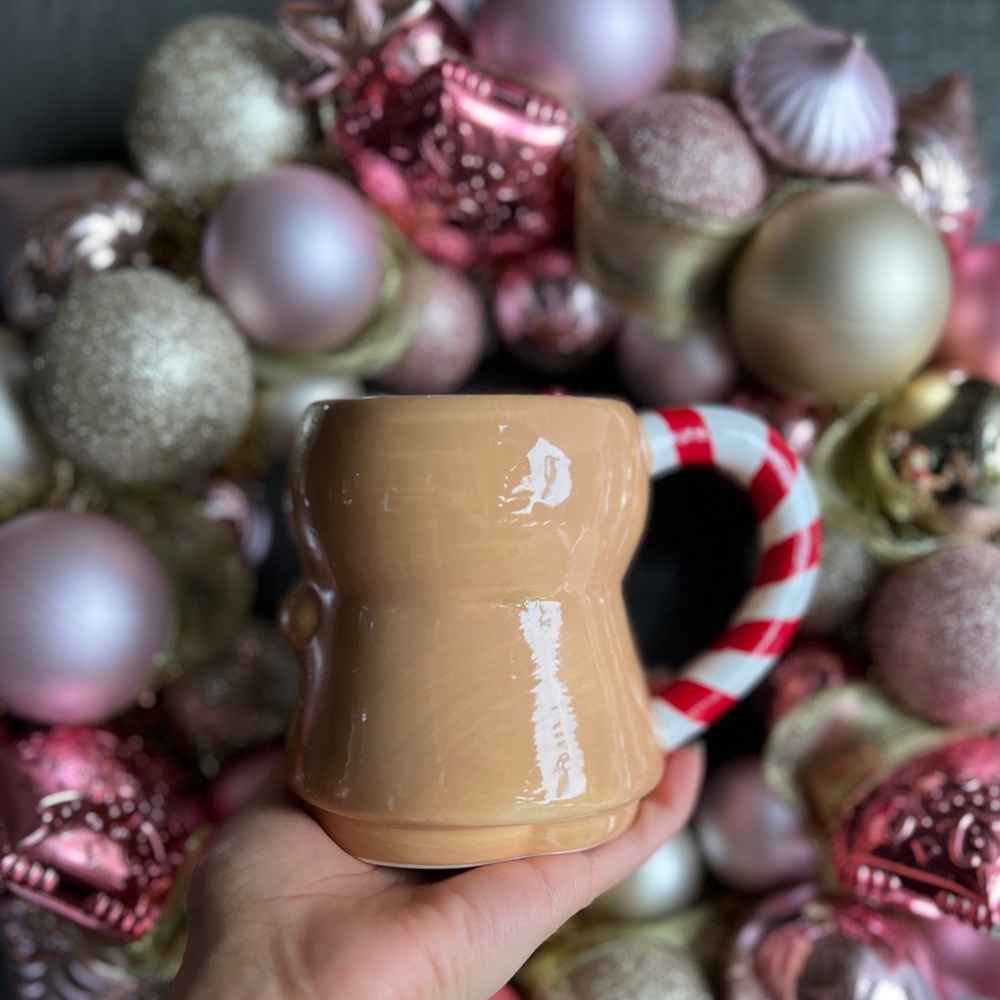 ✨NEW🎄At Home Gingerbread Boy and Gingerbread Girl Mug Set🎁 - Picture 6 of 16